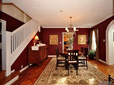 4th image of 119 Rutland Ave