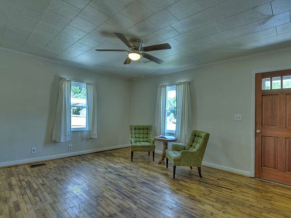 4th image of 207 W Tennessee Ave