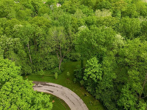 5th image of 4200 Deer Run Ct