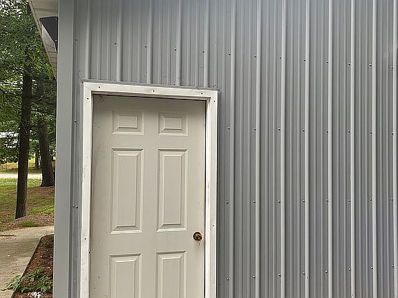 3rd image of 10595 Johnston Blvd