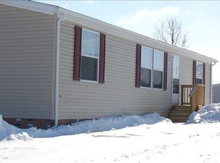 3714 Harvest Cir, Carleton, MI 48117