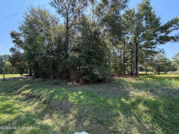 2nd image of 20th St Lot 30