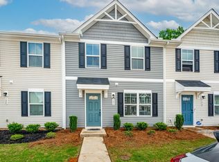 106 Fernside Ct, Greenville, SC 29617