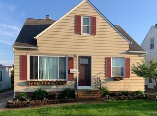 3103 Center Dr, Parma, OH