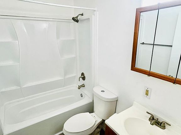5th image of 6514 Hackel Dr #216