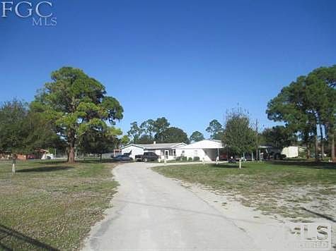 2nd image of 3106 Curry Rd