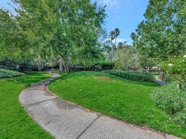 8122 Shelter Creek Ln, San Bruno, CA 94066