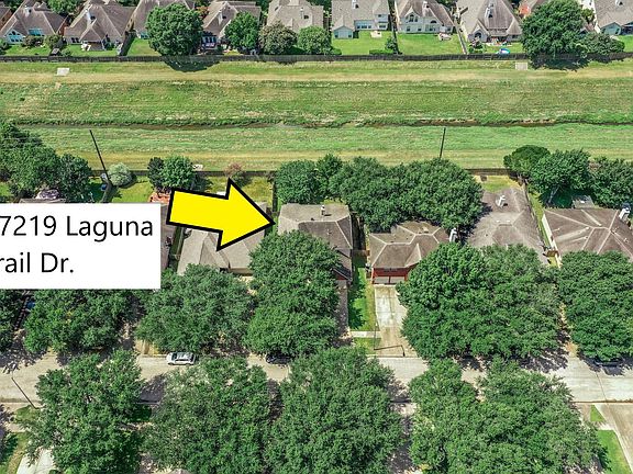 3rd image of 17219 Laguna Trail Dr
