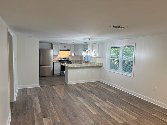 2nd image of 220 Norton Ave
