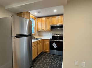 12 Mace Rd APT 2, Hampton, NH 03842