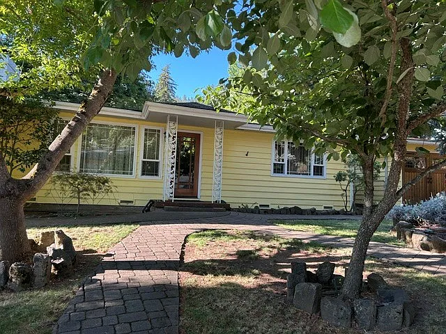 Friendship St