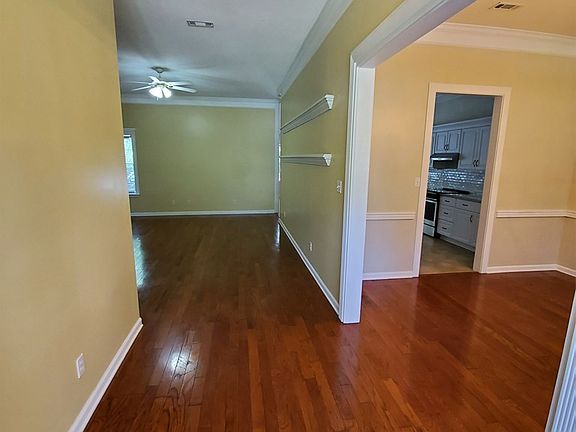 2nd image of 4930 Timberwood Dr