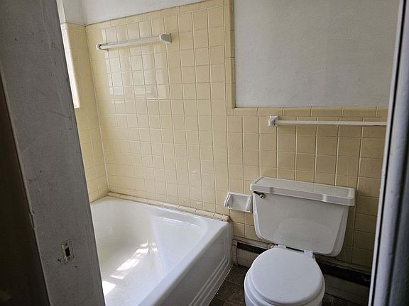 5th image of 12235 Morang Dr #6