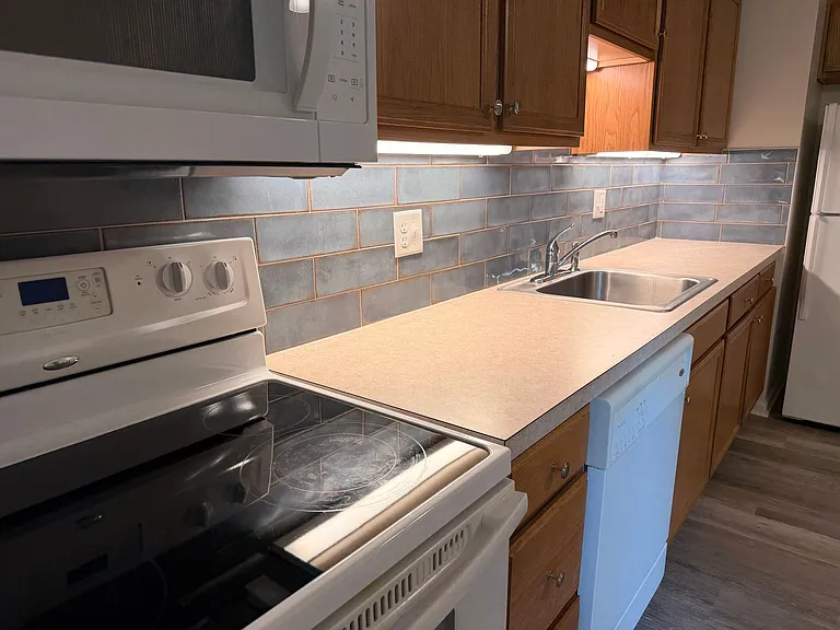 83 Valley Rd #C — Photo 39