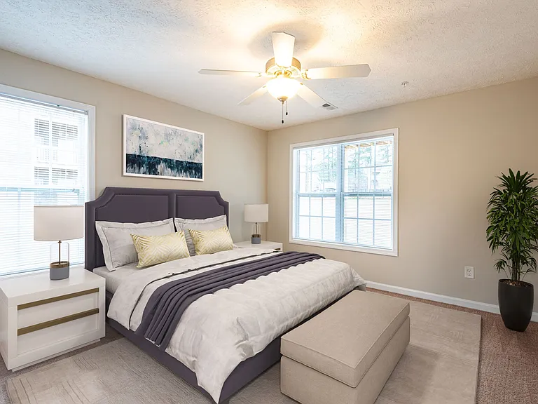 Waterford Apartments — Photo 20