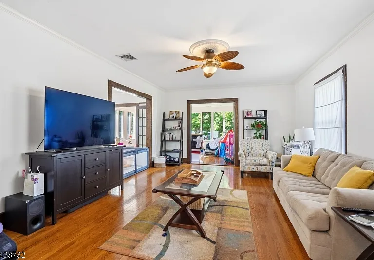 306 Walnut Ave — Photo 10