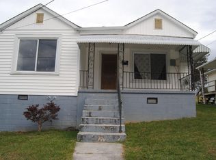 218 Washington Ave, Oak Hill, WV 25901