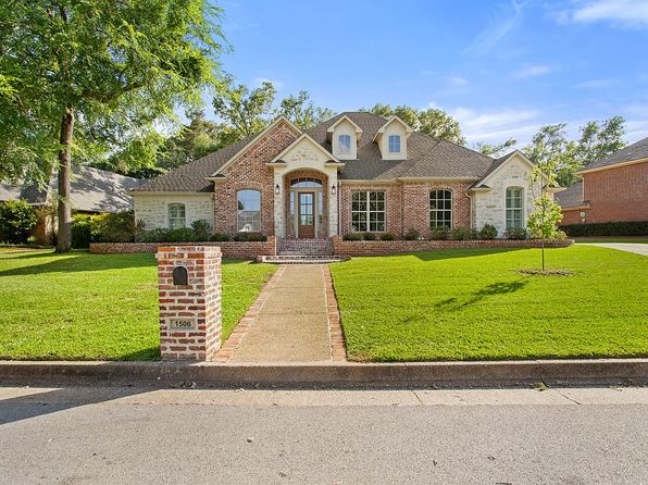 1506 Royal Oak Dr