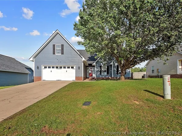 1423 Acacia Dr, Fayetteville, NC 28314