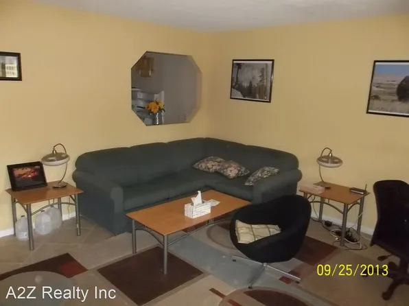 130 S Estes Dr #H, Chapel Hill, NC 27514