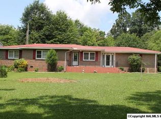 2004 Gault Ave S, Fort Payne, AL 35967