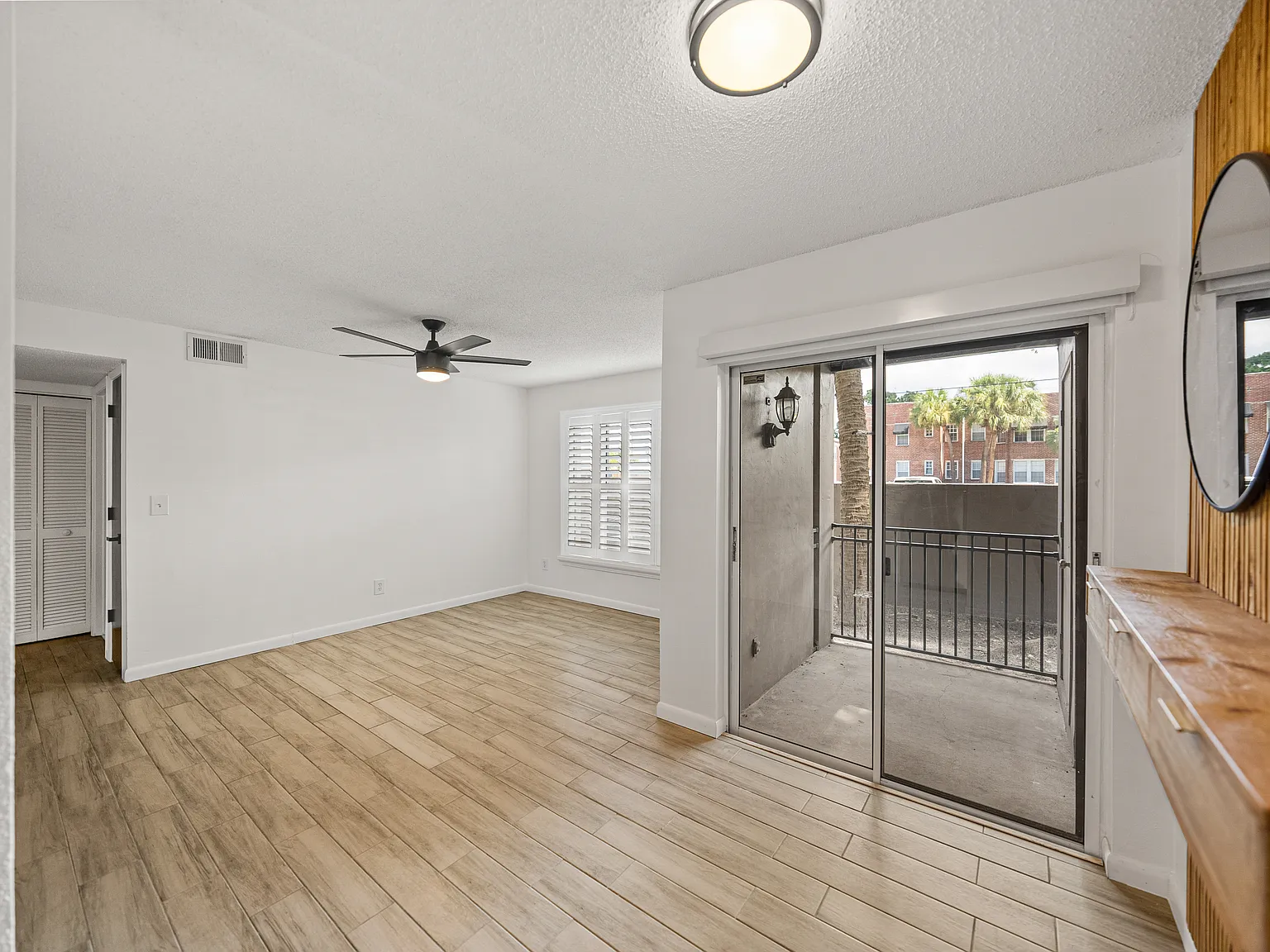 607 S Westland Ave — Photo 4