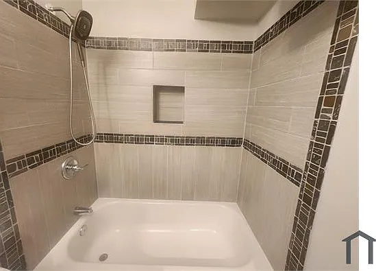 303 Folcroft St #1 — Photo 8