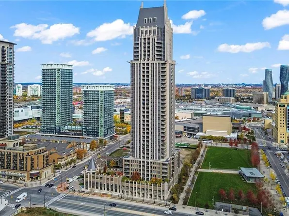 388 Prince Of Wales Dr #1609, Mississauga, ON L5B 0A1