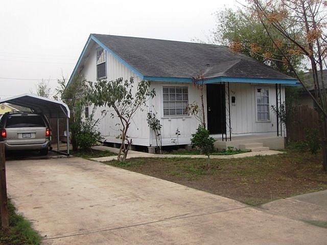 1st image of 142 N Dick Dowling St