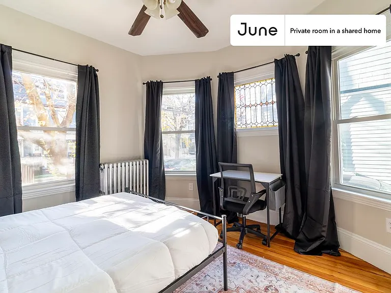 41 Brook St #B — Photo 2
