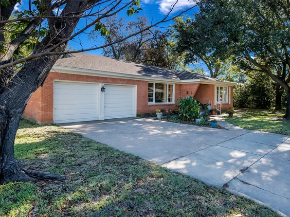 601 S Llano St, Whitney, TX 76692