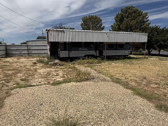 2nd image of 2020 Lcr 252