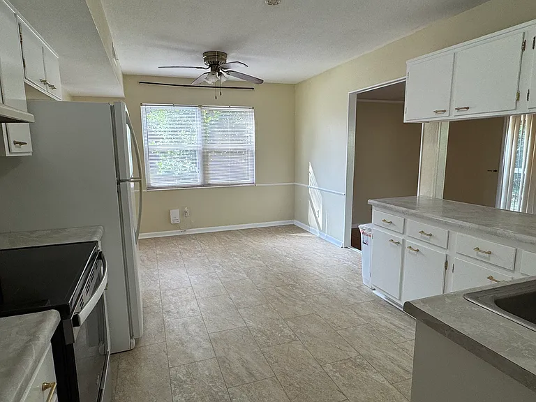 1108 Carissa Dr — Photo 13