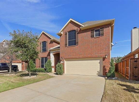 2nd image of 1910 Fountain Wood Dr