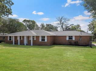 209 Moss Hill Ln, Conroe, TX 77303