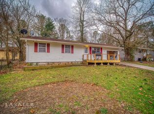 61 Gip Annie Rd, Harrison, AR 72601