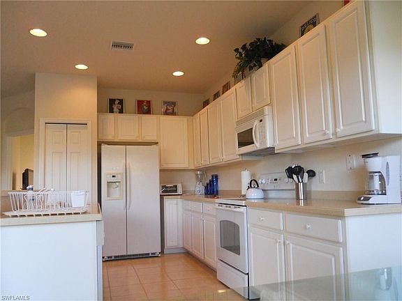 5th image of 28251 Lisbon Ct Unit 3411