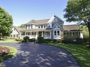 40879 Robin Cir, Leesburg, VA 20175