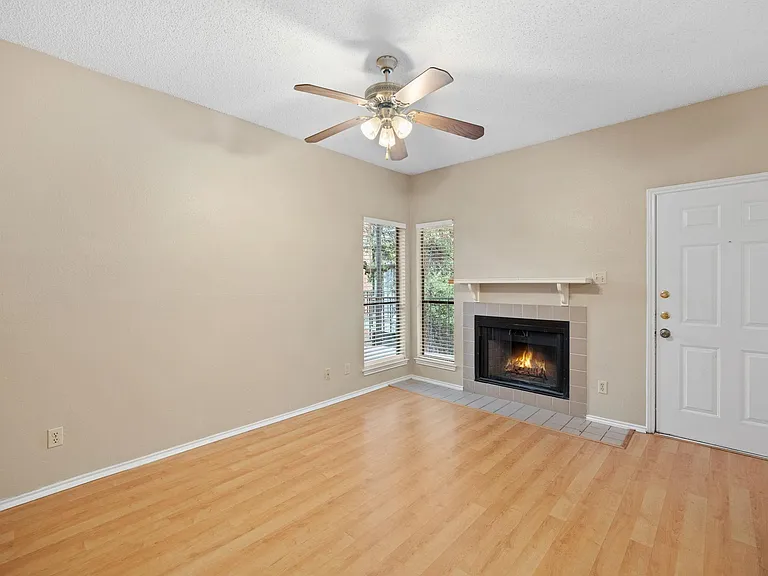 2706 Salado St #210 — Photo 25