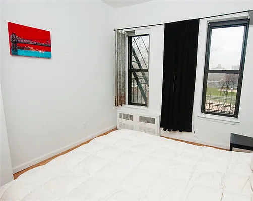 Sold by Real Living | media 6