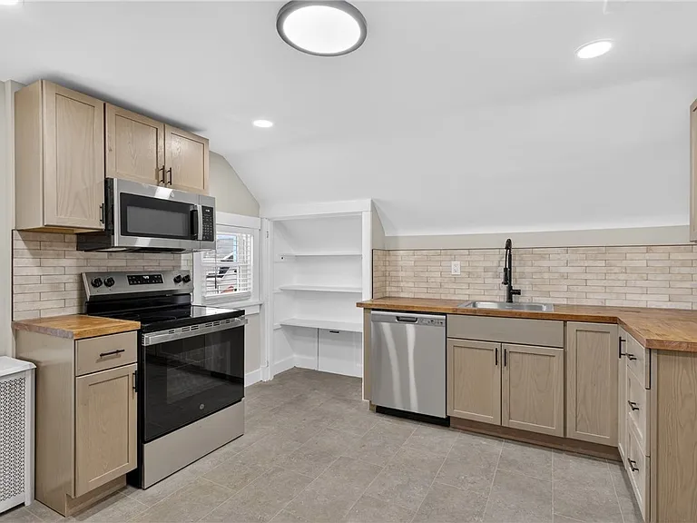 3224 Bookman Ave #2 — Photo 10