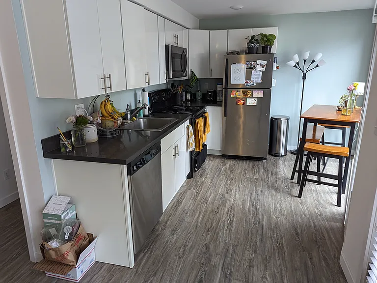 Savanna Apartments — Photo 9