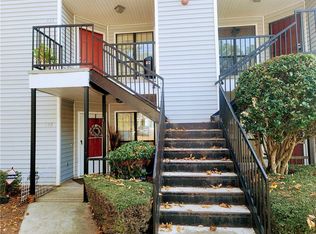 733 Windchase Ln, Stone Mountain, GA 30083