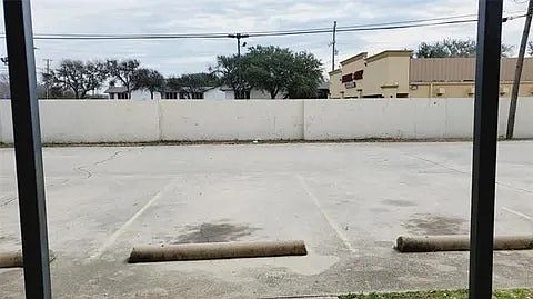 1st image of 209 Roberts Cir APT D