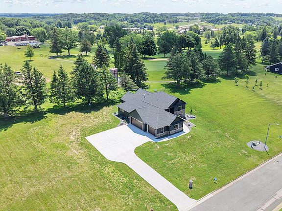 2nd image of 1129 16th Fairway DRIVE