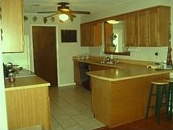 3rd image of 1505 Churchill Dr