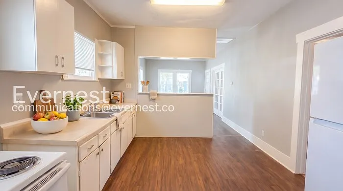 1007 Archer St — Photo 9
