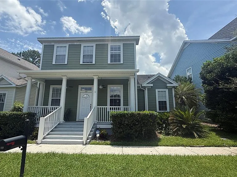 109 Grace Ave — Photo 1