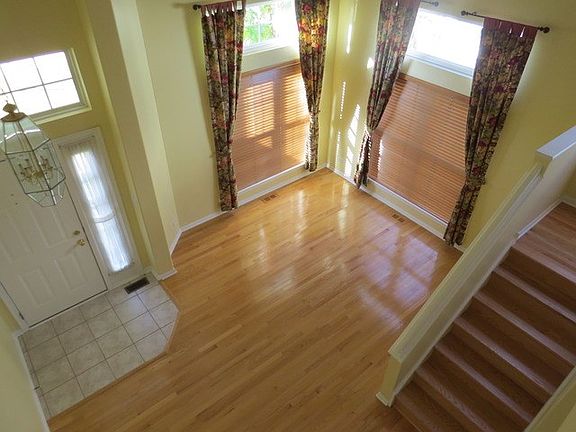 4th image of 3240 Haverhill Dr