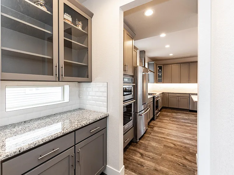 5902 Carrick Ln — Photo 11